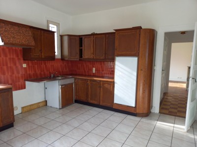 Maison sur sous-sol A VENDRE - ARNAY LE DUC - 120 m2 - 110000 €