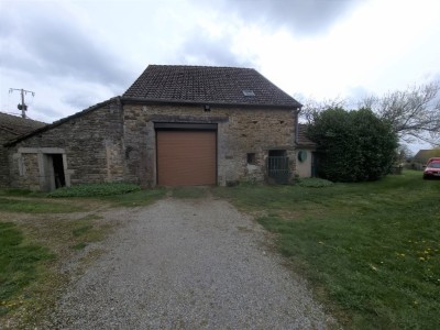 Ensemble immobilier A VENDRE - AUBIGNY LA RONCE - 118 m2 - 125000 €