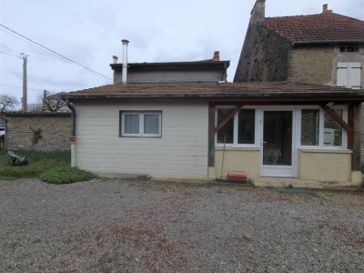 Ensemble immobilier A VENDRE - AUBIGNY LA RONCE - 118 m2 - 125000 €