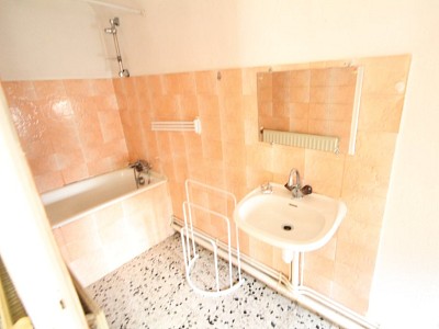 MAISON A VENDRE - AUTUN - 175,43 m2 - 104000 €