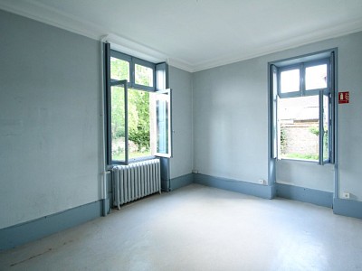 MAISON A VENDRE - AUTUN - 332 m2 - 231000 €