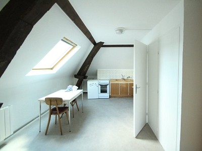 MAISON A VENDRE - AUTUN - 332 m2 - 231000 €