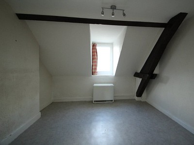 MAISON A VENDRE - AUTUN - 332 m2 - 231000 €