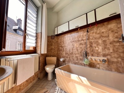 MAISON A VENDRE - AUTUN - 160 m2 - 179900 €