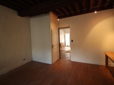MAISON A VENDRE - AUTUN - 179 m2 - 141200 €