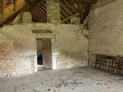 Ensemble Immobilier a rnover A VENDRE - AUXEY DURESSES - 120 m2 - 980000 €