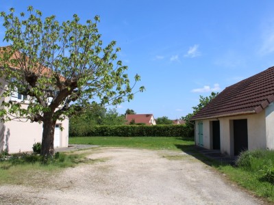 maison 4 chambres et dpendances A VENDRE - BEY - 119 m2 - 212000 €