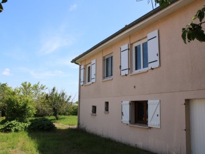 maison 4 chambres et dpendances A VENDRE - BEY - 119 m2 - 212000 €