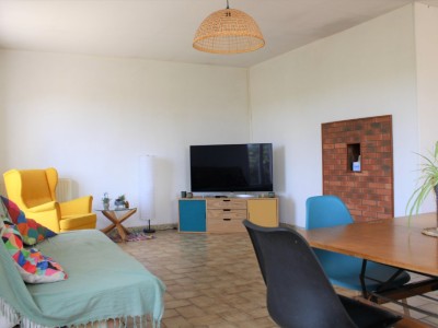 maison 4 chambres et dpendances A VENDRE - BEY - 119 m2 - 212000 €