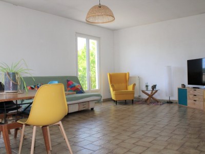 maison 4 chambres et dpendances A VENDRE - BEY - 119 m2 - 212000 €