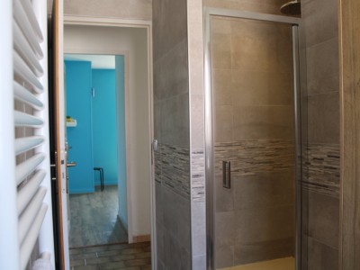 maison 4 chambres et dpendances A VENDRE - BEY - 119 m2 - 212000 €