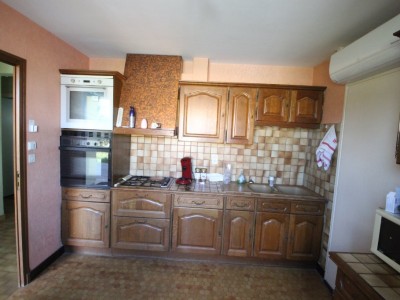 Maison de plain pied avec garage et terrain. A VENDRE - BRUAILLES - 63 m2 - 149900 €