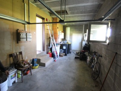 Maison de plain pied avec garage et terrain. A VENDRE - BRUAILLES - 63 m2 - 149900 €