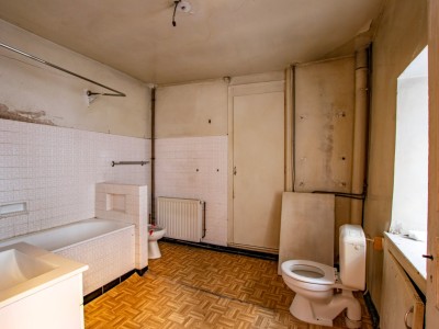 MAISON A VENDRE - BUXY - 170 m2 - 85000 €