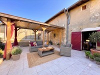 Maison en pierre avec jardin et terrasse A VENDRE - CHARDONNAY - 102 m2 - 149 500 &euro;