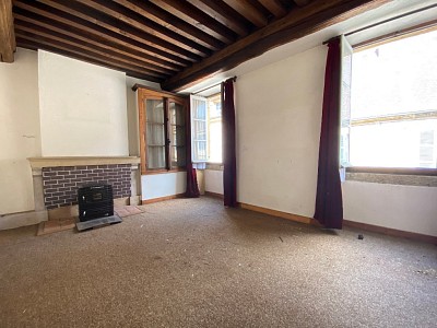 MAISON - CHAROLLES - 169,45 m2 - 102000 €