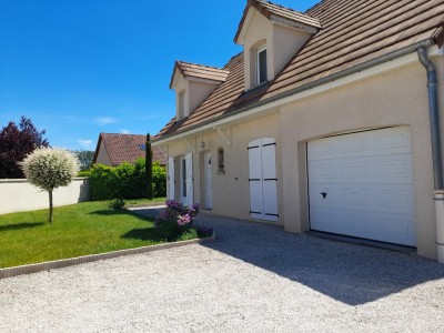 MAISON - CHATENOY EN BRESSE - 136,16 m2 - VENDU