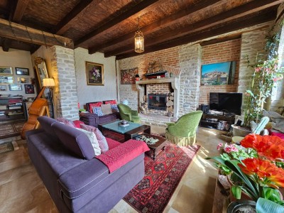 MAISON DE CARACTERE - SECTEUR AISEREY A VENDRE - DIJON - 170 m2 - 565000 €