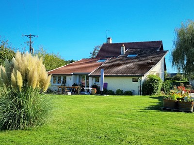 MAISON DE CARACTERE - SECTEUR AISEREY A VENDRE - DIJON - 170 m2 - 565000 €