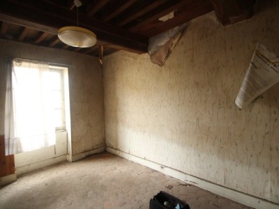 MAISON A VENDRE - EPINAC - 81,48 m2 - 28500 €
