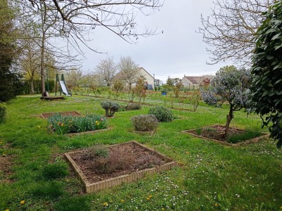 MAISON A VENDRE - ESBARRES - 141,85 m2 - 264000 €