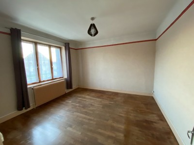 Maison d habitation sur sous sol + grenier A VENDRE - ST JEAN DE LOSNE - 80 m2 - 164000 €