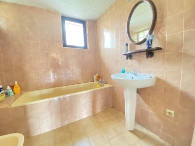MAISON A VENDRE - GUEUGNON - 87,76 m2 - 56000 €