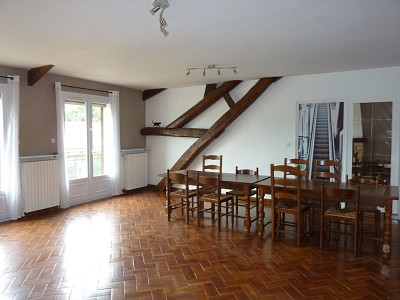 MAISON A VENDRE - MONTCEAU LES MINES - 286,34 m2 - 225000 €