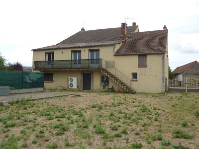 MAISON A VENDRE - MONTCEAU LES MINES - 286,34 m2 - 225000 €