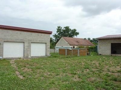 MAISON A VENDRE - MONTCEAU LES MINES - 286,34 m2 - 225000 €
