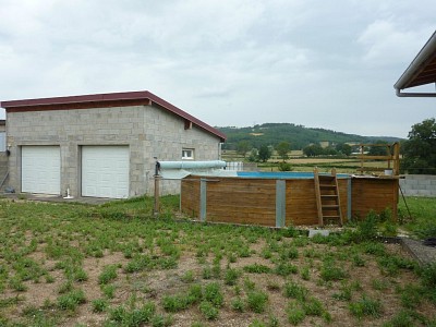 MAISON A VENDRE - MONTCEAU LES MINES - 286,34 m2 - 225000 €