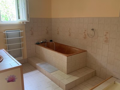 MAISON AVEC GRAND JARDIN ET TANG A VENDRE - LA CHAPELLE DE BRAGNY - 125 m2 - 274000 €