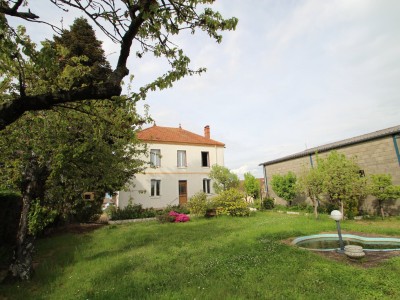 MAISON A VENDRE - LE PIN - 130,49 m2 - 120000 €