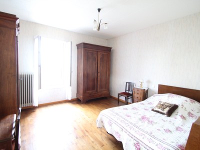 MAISON A VENDRE - LE PIN - 130,49 m2 - 120000 €