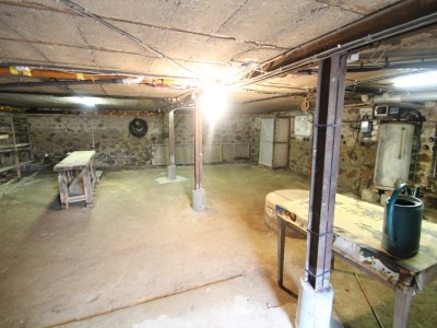 MAISON A VENDRE - LE PIN - 130,49 m2 - 120000 €