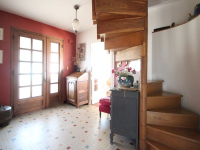 MAISON INDIVIDUELLE A VENDRE - LESSARD LE NATIONAL - 120 m2 - 230000 €