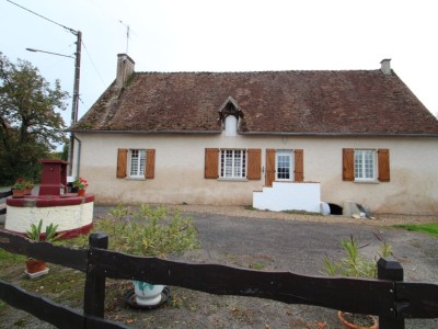 MAISON A VENDRE - LIERNOLLES - 90 m2 - 110000 €