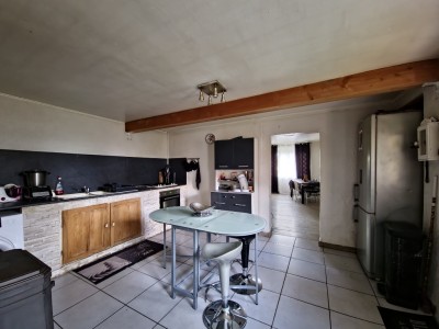 MAISON A VENDRE - LIERNOLLES - 197,32 m2 - 125000 €