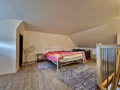 MAISON A VENDRE - LIERNOLLES - 197,32 m2 - 125000 €
