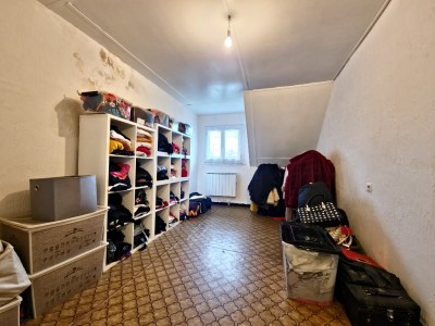 MAISON A VENDRE - LIERNOLLES - 197,32 m2 - 125000 €