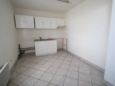 MAISON A VENDRE - BOURBON LANCY - 162,98 m2 - 103000 €