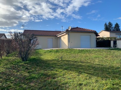 MAISON DE PLAIN PIED A VENDRE - MANCEY - 122 m2 - 243000 €