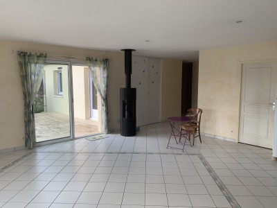 MAISON DE PLAIN PIED A VENDRE - MANCEY - 122 m2 - 243000 €