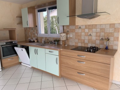 MAISON DE PLAIN PIED A VENDRE - MANCEY - 122 m2 - 243000 €