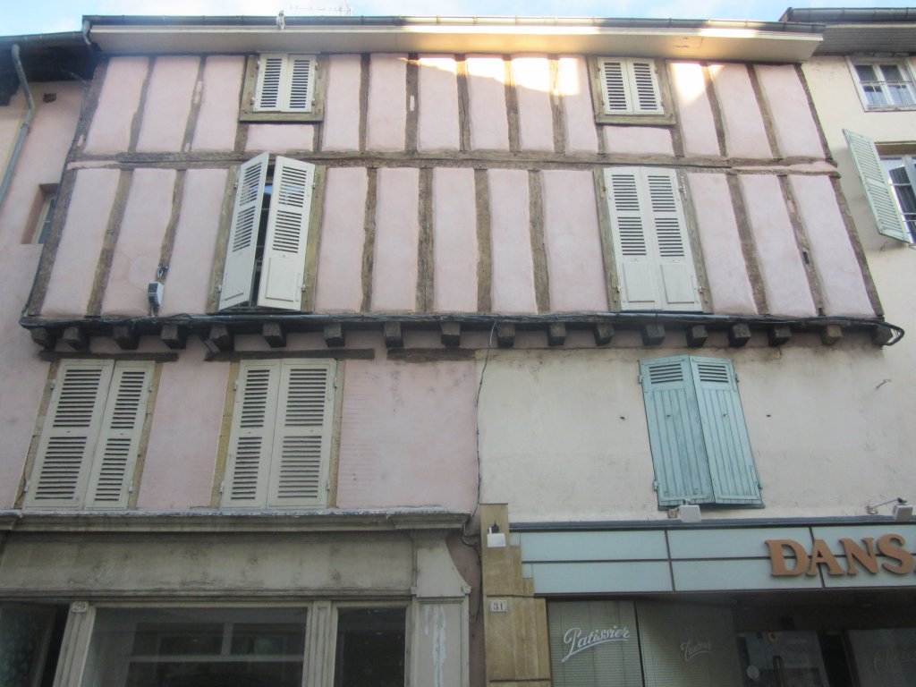 MAISON - MARCIGNY - 118 m2 - 40�000�&euro;