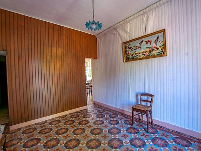 MAISON A VENDRE - MARCILLY LES BUXY - 265 m2 - 120000 €