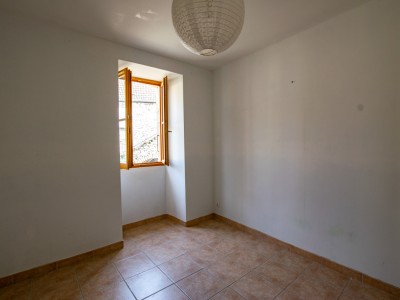MAISON A VENDRE - MERCUREY - 91 m2 - 330000 €