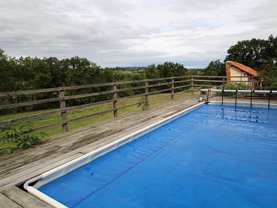 PROPRIT A VENDRE - MONTCOMBROUX LES MINES - 163,42 m2 - 306000 €