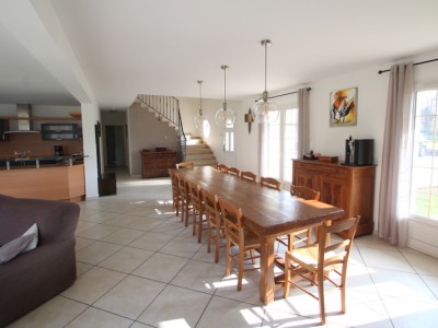 pavillon 4 chambres et ateliers garages A VENDRE - ALLERIOT - 246 m2 - 380000 €