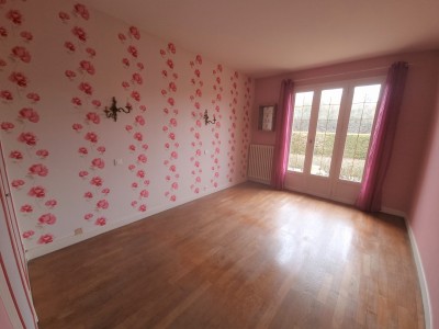 Maison sur sous sol A VENDRE - NOLAY - 120 m2 - 180000 €
